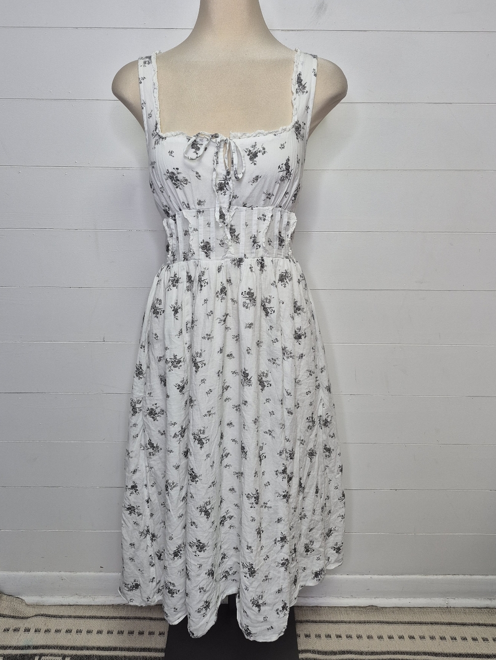AEO Corset Floral Midi Dress Size S - Picture 2 of 11